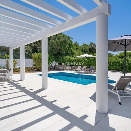 Villa De Amigos *